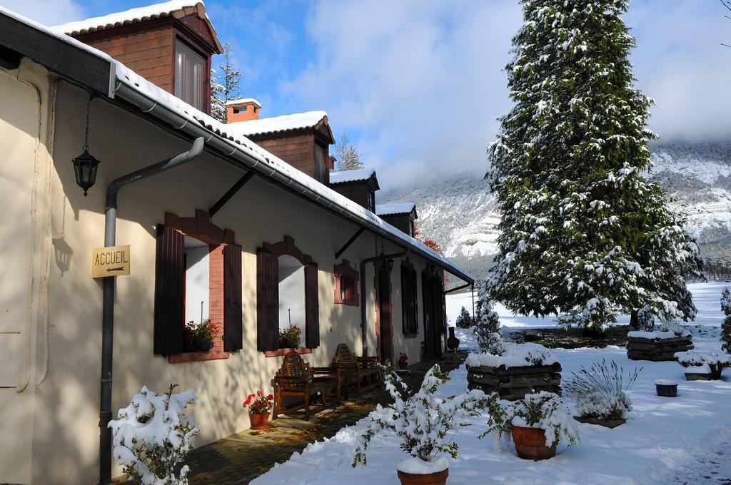 La Source Bed & Breakfast Saint-Pierre-d'Argencon Exterior photo